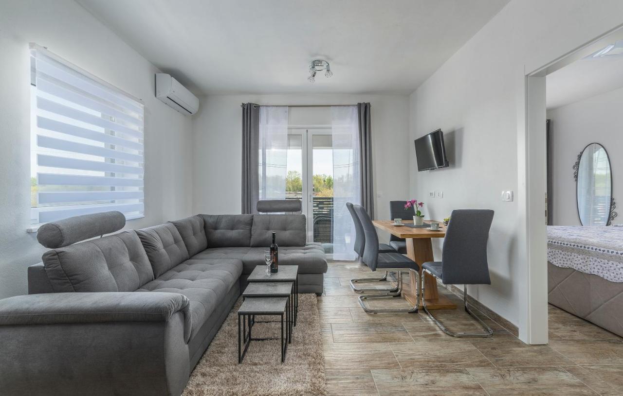 Apartmani Natalija Porec Room photo